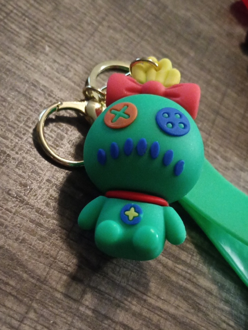 Disney Lilo & Stitch Scrump Doll Silicone Keychain & Bag Charm Nwot - Picture 3 of 3